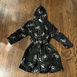 Thereabouts Hooded Robe with Game Controller (gamer) Print Boys 6/7